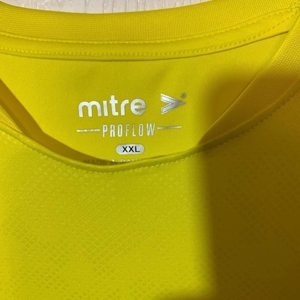 Mitre Columbia‎ Soccer Shirt - Picture 2 of 5